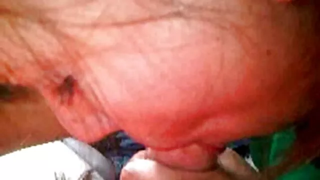 Sexy granny Selle porno da guardare giovane cazzo all'aperto