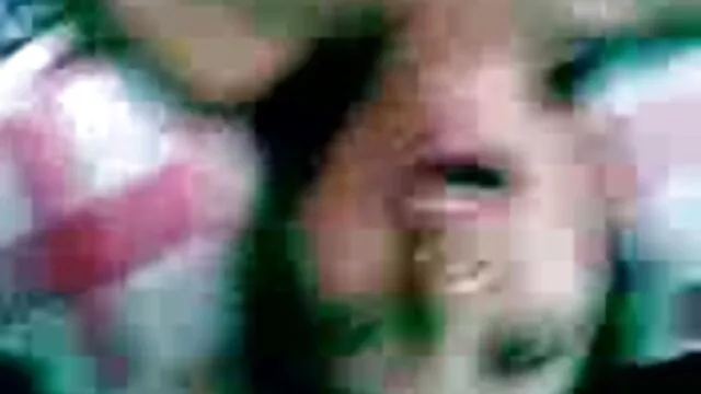 Tizio film porno italiani gratis da vedere scopa il culo di una giovane rossa con un vibratore e un cazzo
