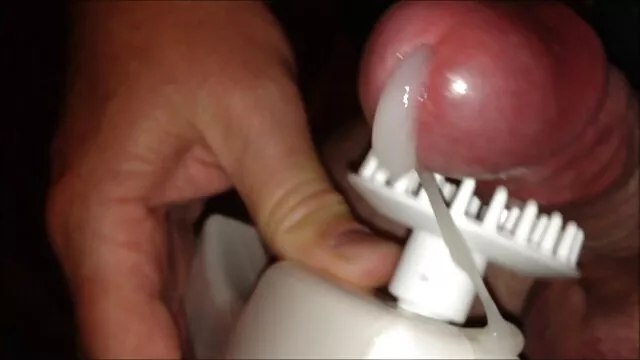 Due video porno da vedere persone in bagno, hanno orgia di sesso