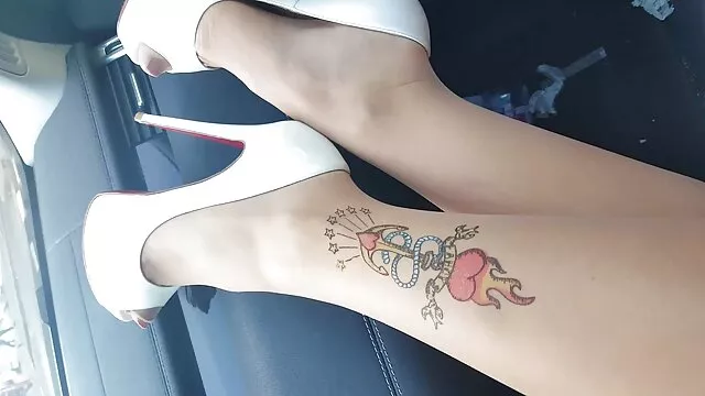 Jessica Nyx prende un vedere video sesso enorme cazzo anale da vicino