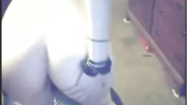Un ragazzo calvo accarezzando e sorella, due voglio vedere dei video porno sexy bisex studente