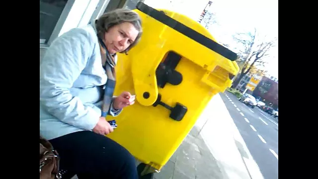 Fratello girato film erotici da vedere gratis sua sorella sulla macchina fotografica quando lei masturbandosi il suo L.