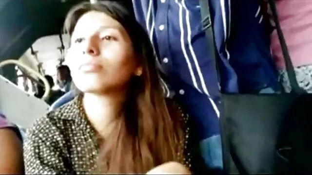 Giovane ragazza e il suo dildo porno gratis da guardare in azione