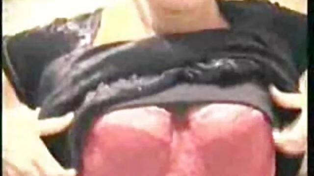 Dolce bionda e un dildo voglio vedere dei video porno in entrambi i fori