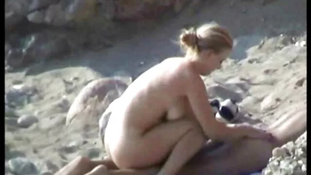 Sexy lesbiche Amber Rayne e Roxy Raye ama vorrei vedere un film porno gratis fisting