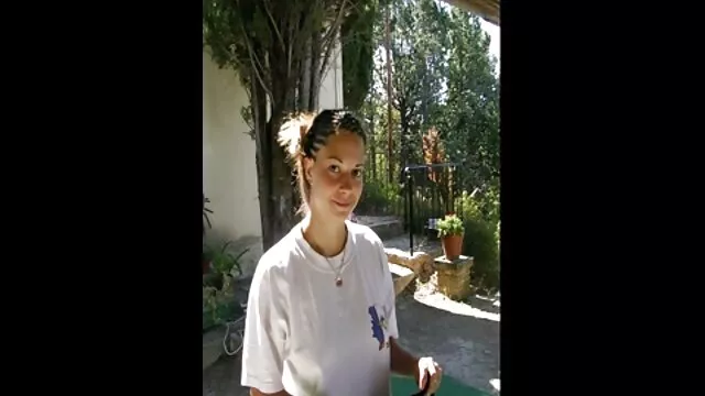 Rossa Kandy succhiare il cazzo e voglio vedere sesso gratis ingoiare