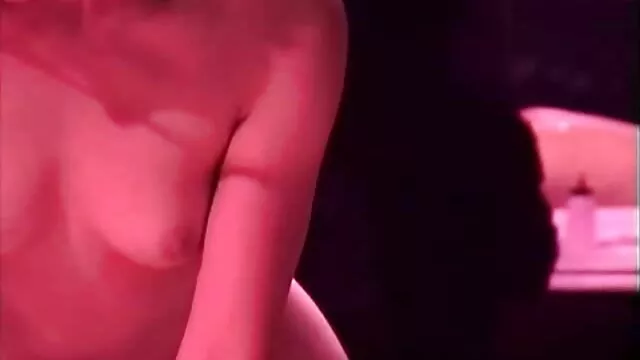 Ragazze sarà spogliato in il ufficio in anteriore voglio vedere un film di porno di lei marito a lui leccata lei micio