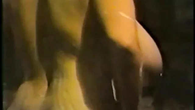 Piccoli amano succhiare il cazzo vedo gratis video porno